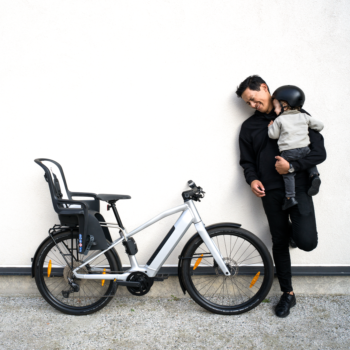 tiltable child bike seat light gray