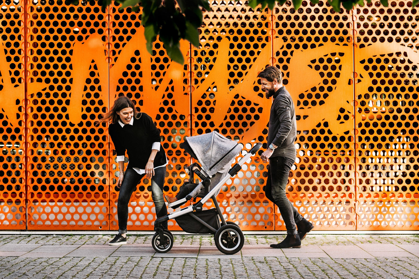 city stroller midnight black on black with bassinet midnight black