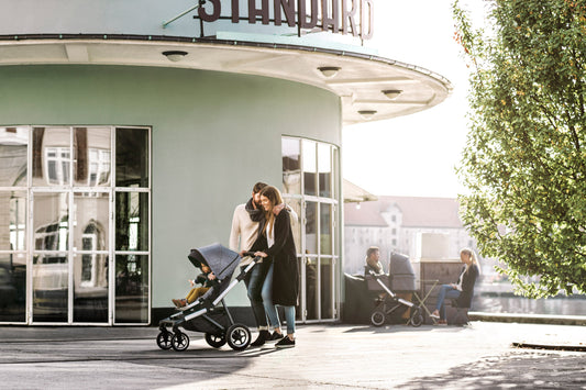city stroller midnight black on black with bassinet midnight black